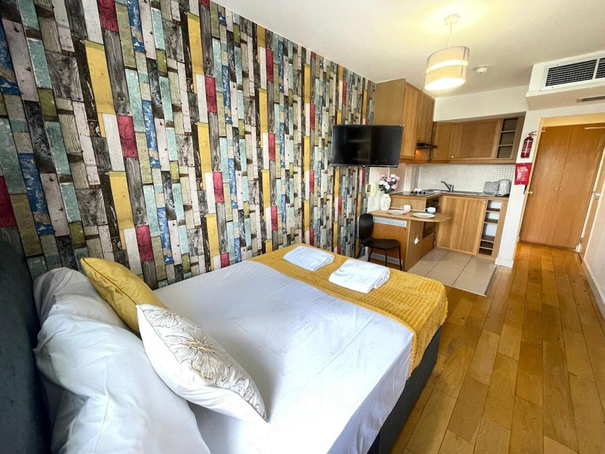 Portobello Road Artistic Studios 'Budget' Londra Cameră foto
