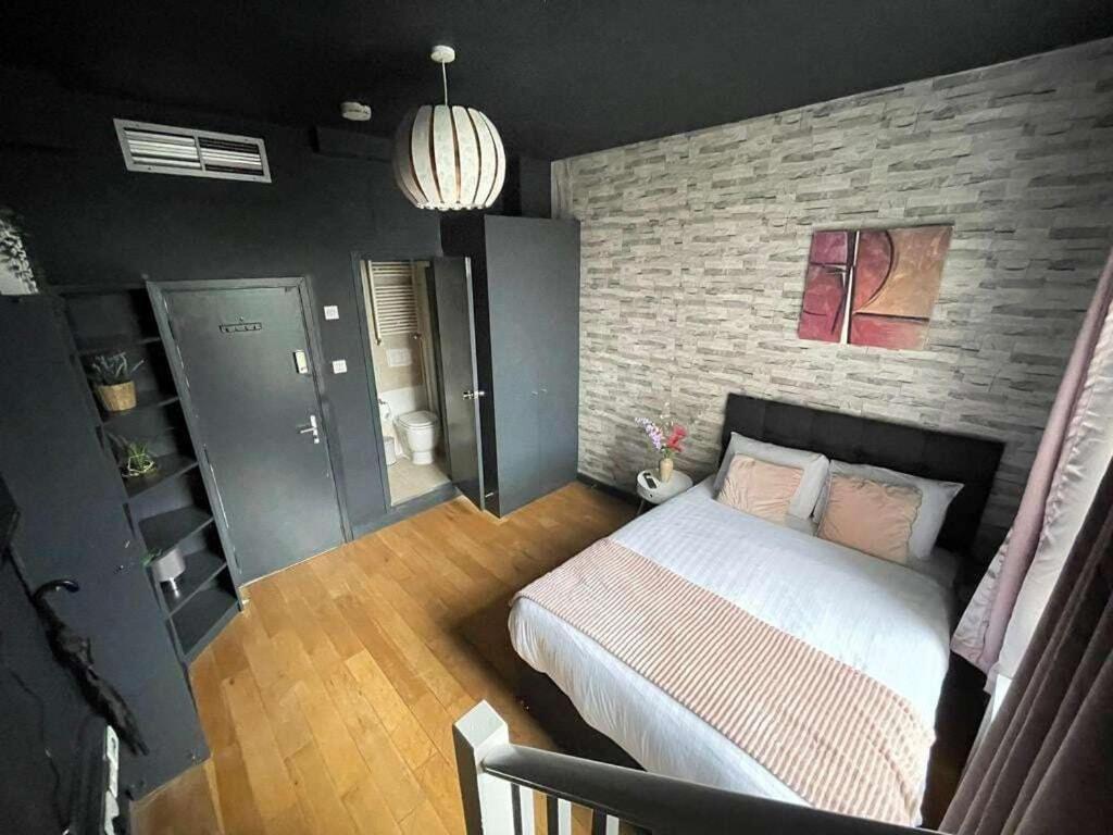 Portobello Road Artistic Studios 'Budget' Londra Cameră foto