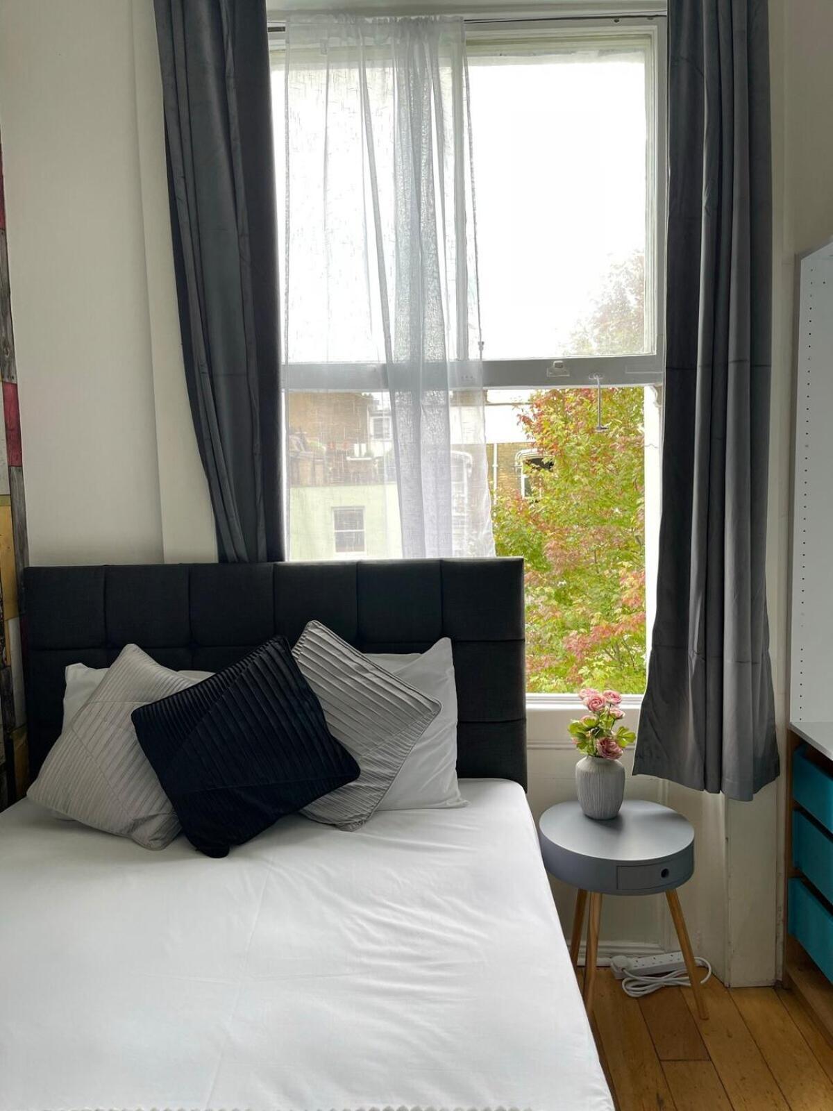 Portobello Road Artistic Studios 'Budget' Londra Cameră foto