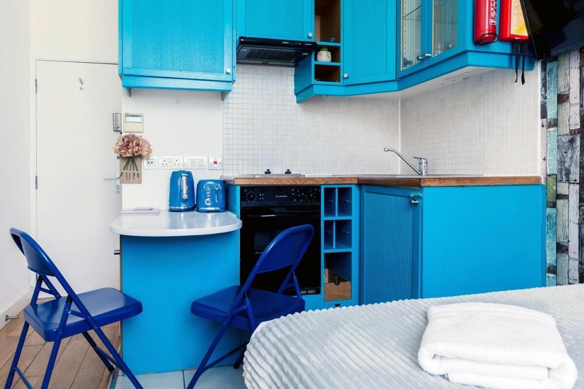 Portobello Road Artistic Studios 'Budget' Londra Cameră foto