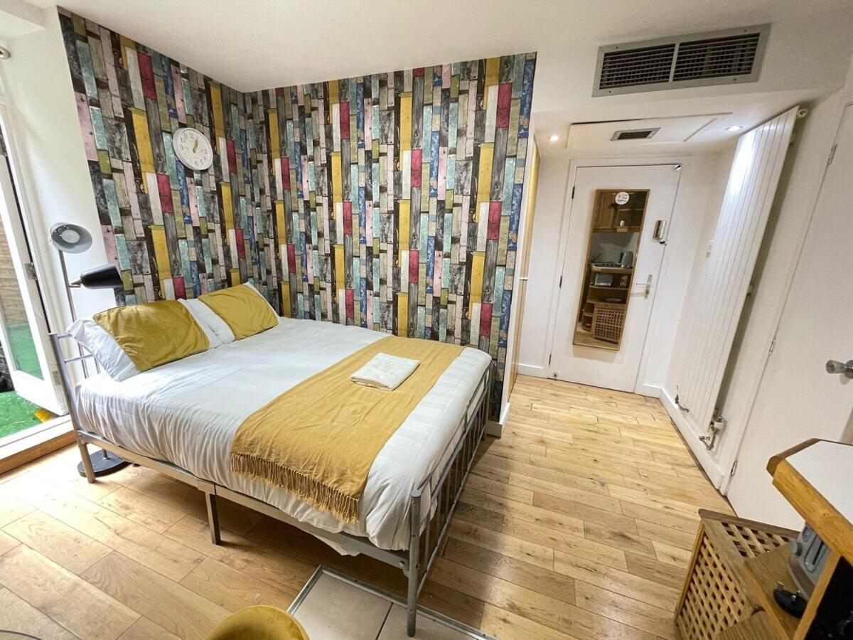 Portobello Road Artistic Studios 'Budget' Londra Cameră foto