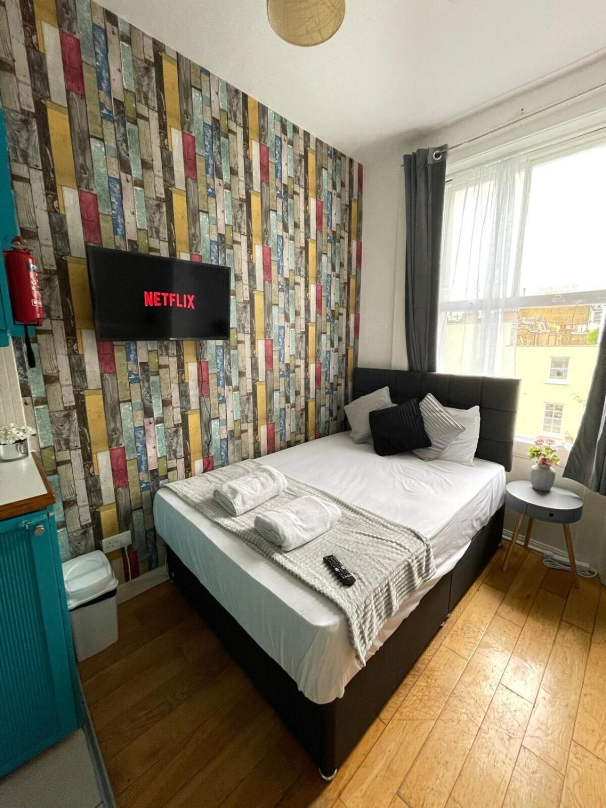 Portobello Road Artistic Studios 'Budget' Londra Cameră foto