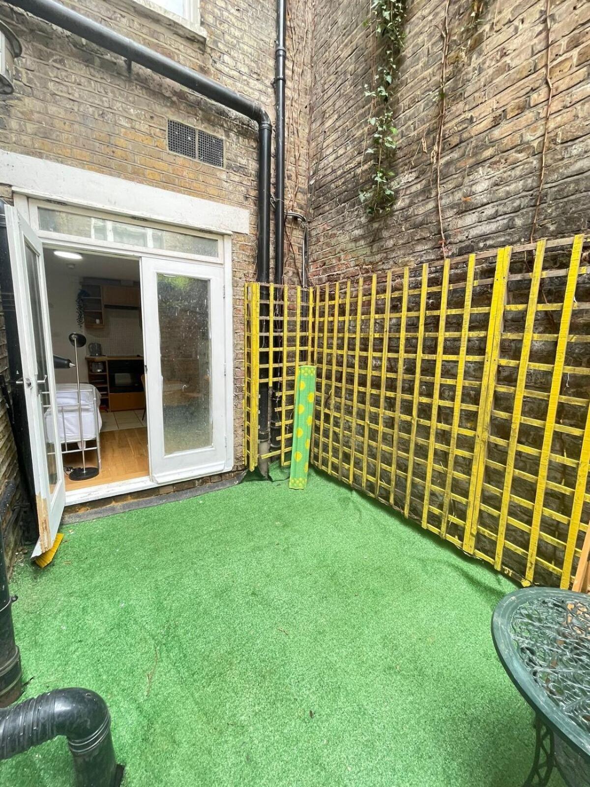 Portobello Road Artistic Studios 'Budget' Londra Cameră foto